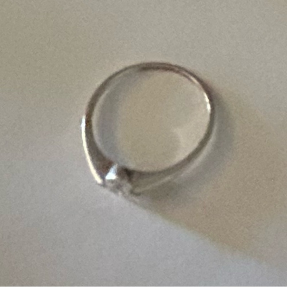 Elegant Silver Ring